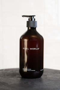 Bedroom: Hoheria Pōhutukawa & Mandarin Hand Wash