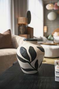 Noir Botanical Vase