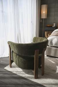 Furniture: Boston Occasional Chair