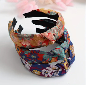 Wedding Accessories: Embroidery Knot Headband
