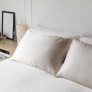 Penney Bennett: Silk Pillowcase in Moon