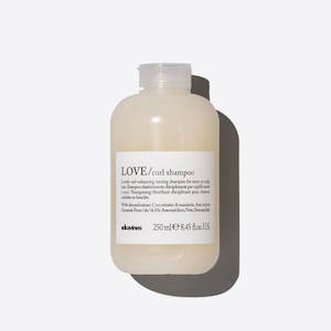 Loose Curls: Davines Love Curl Shampoo