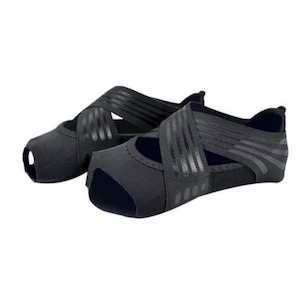 Gildie Lifestyle: Studio Shoes For Pilates & Yoga