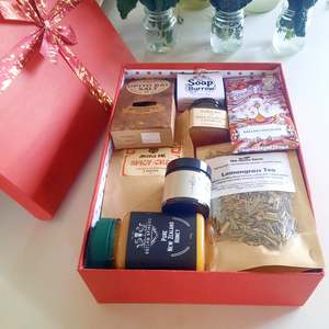 Gifts: $140 Gift Box - Organic, Waikato local & sustainable