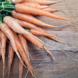 Carrots (spray free) p/ 100g