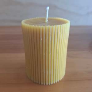 Frontpage: Beeswax Candle 300g