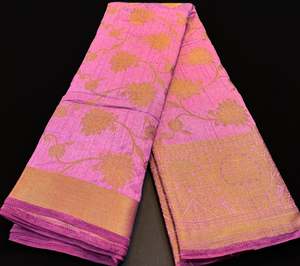 Beautiful Soft Silk Saree With Beautiful Zari Pallu