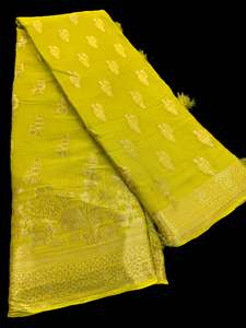 Pure chiffon based Beautiful zari work Banarasi look Saree
