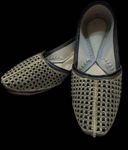 Pure Leather based very soft cushioned Men’s Punjabi Jutti