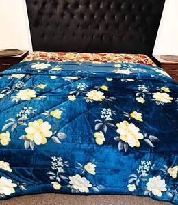 Quilts: Beautiful Design 220 X 230 Cm Heavy Weight Quilt With Microfibre Filling (Super King Size Bed)