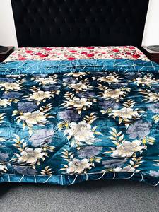 Quilts: Beautiful Floral Design 220 X 230 Cm Heavy Weight Quilt With Microfibre Filling (Super King Size Bed)
