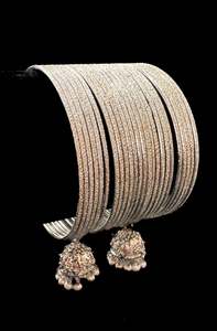 Plain and shimmery Silver metal bangles with latkan set (price per pack)