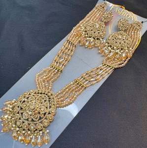 Crystal pearls with fine golden Jerkan stone With Pearls Beaded Necklace Set Wit&hellip;
