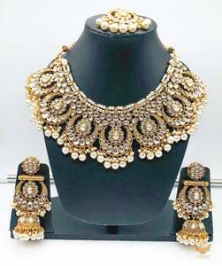Kundan stone with white pearls beautiful necklace set