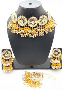 Punjabi Necklace: yellow Pearls Jadau Pipal Patti Punjabi Set With Jhumka & Tikka