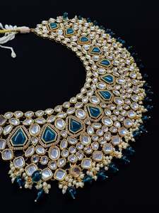 (video clip attached)Dark Teal color Beautiful uncut Kundan stones with pearls s&hellip;