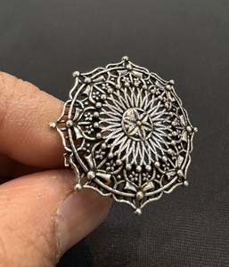 Rings: Beautiful oxidised ring (adjustable)