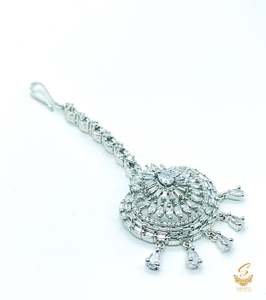 Maang Tikka And Matha Patti: Silver Stone American Diamond Tikka