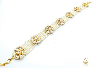 Kundan with pearls golden colour Sheeshpatti