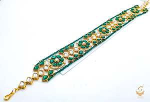 Sheeshpatti: Green Kundan with pearls golden colour Sheeshpatti