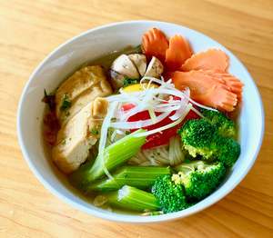 Ph%E1%BB%9F Vietnamese Rice Noodle Soup: VEGE PHO
