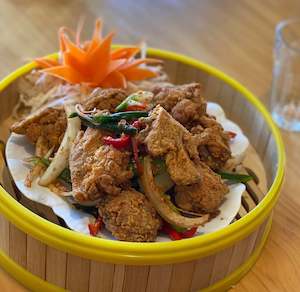 gà - CHICKEN: ROCK SALT GARLIC CHILLI CHICKEN WINGS