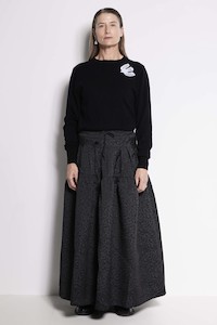 Cashmere Jumper: Swallow Cashmere Crew – Black long sleeve crew neck jumper with embroidery detail