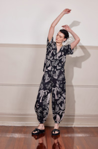 PACIFIC LOVERS SHIRT - BLACK ISLE PRINT