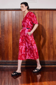 Ss2022 23 Isle Of Cruel Tides: WILD TROPICS SKIRT - PINK ISLE PRINT