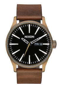 Nixon Watches: SENTRY LEATHER - Brass/Black/Brown