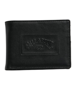 CLASSIC FLIP WALLET - BLACK