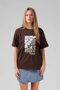 Tees 1: OS Floral Tee - Brunette Brown
