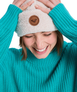 LAVENDER HAZE BEANIE - PEBBLE