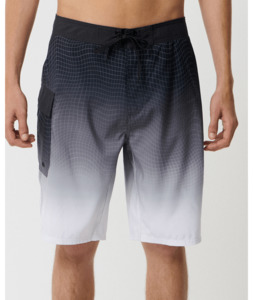 SHOCKWAVE 21 BOARDSHORT - BLACK