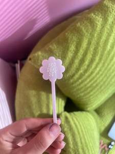 Business Market Must Haves: Not Dead Yet Plant Pal