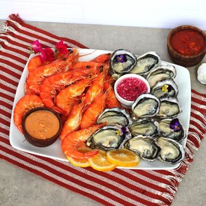 All Fresh Fish — Seafood — Saltwater Seafoods: Prawn + Oyster Platter - Large - Saltwater Seafoods NZ