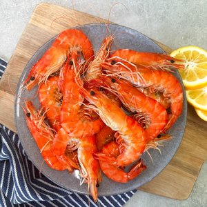 All Fresh Fish — Seafood — Saltwater Seafoods: Whole Cooked XL Prawns - Saltwater Seafoods NZ