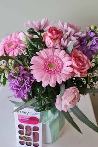 Products: Sweet Summer Days - Samantha Rose Flowers Ashburton Florist NZ