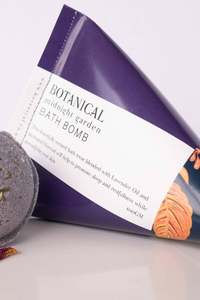 Products: Peppermint, Vanilla + Green Clay Foot Soak - Samantha Rose Flowers Ashburton Florist NZ