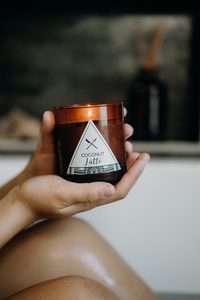 Products: Coconut Latte - Signature Candle - Samaori Coffee