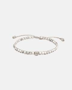 Gemstone Silver: Howlite Bracelet | Silver