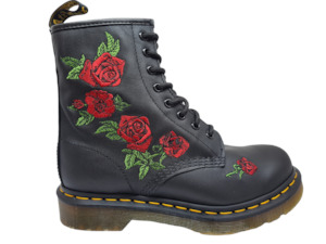 Sale: Dr Martens - Vonda 8 Eye boot