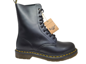 Dr Martens - 1490 10-Eye Boot