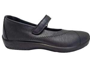 Flats: Arcopedico - L18