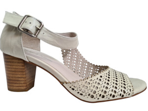 Womens Heeled Sandals: Django & Juliette - Carys