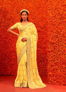 Saree: SHYLA