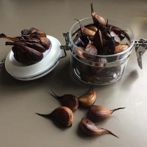 SMOKED GARLIC CLOVES