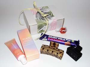 Gift Boxes For Her: A Little Token Gift Box
