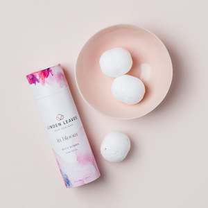 Body Skincare: Pink Petal In Bloom Bath Bombs