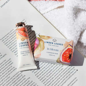 Linden Leaves New Zealand: Amber Fig In Bloom Cleansing Bar And Hand Cream Set